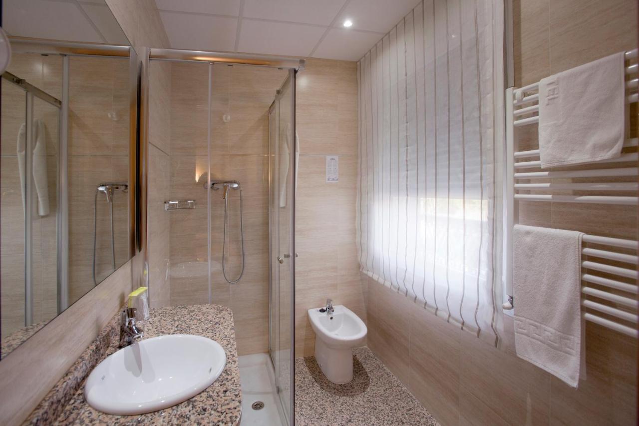 Hotel Marivella photo 4