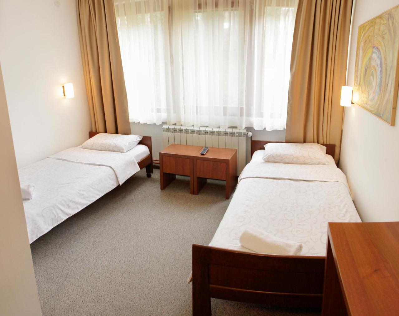 Hotel Happy photo 2