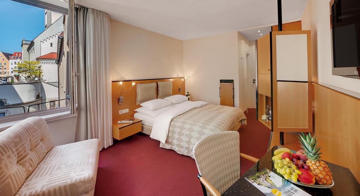 Hotel am Rathaus photo 3