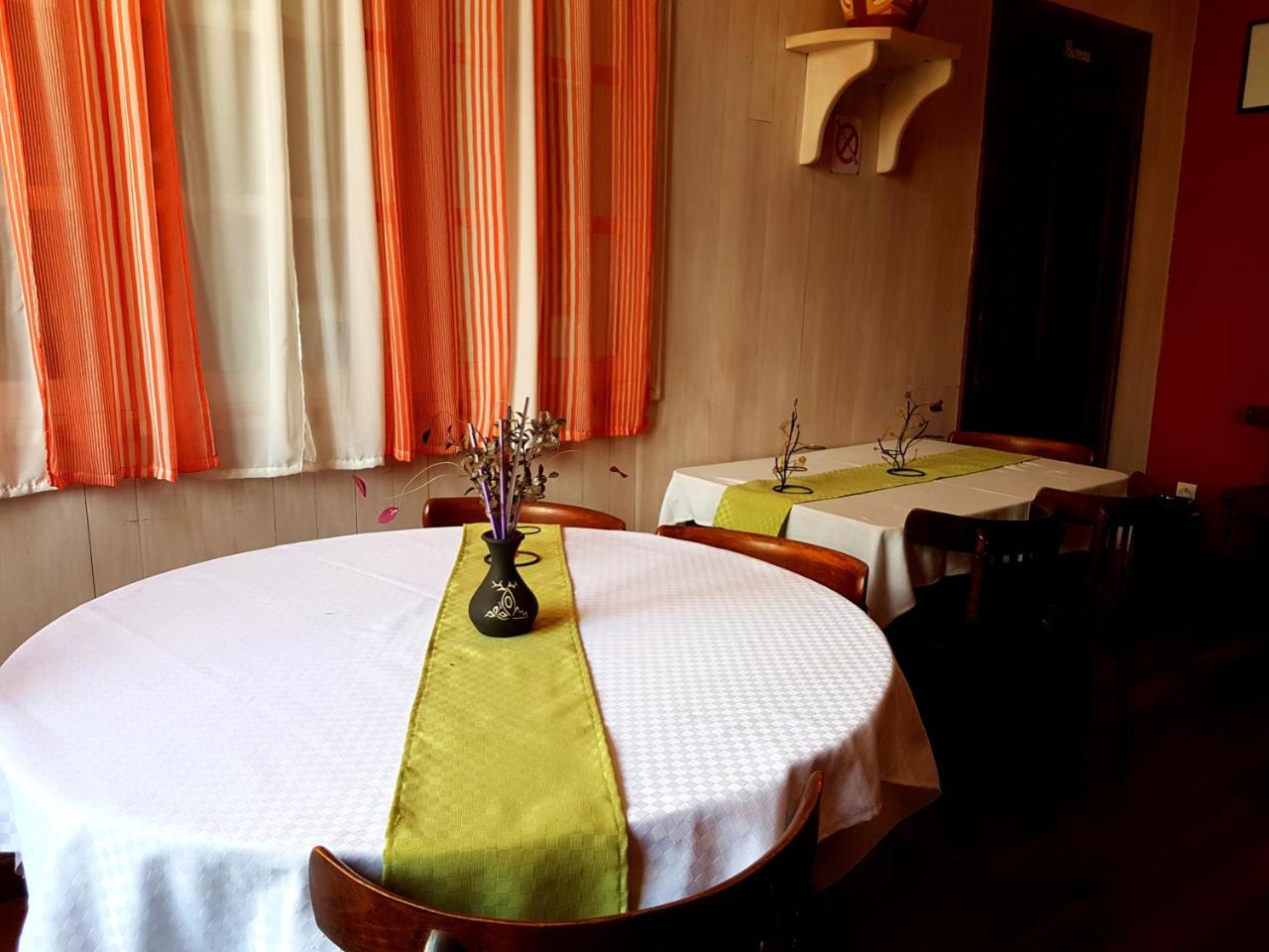 Hotel le Trianon photo 2