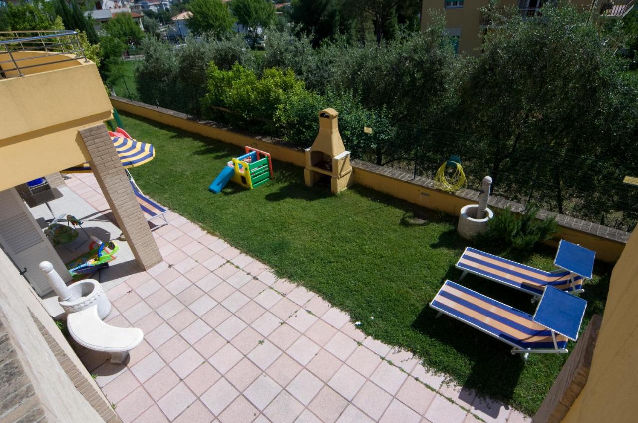 Hotel Residence Il Conero 2 - 5