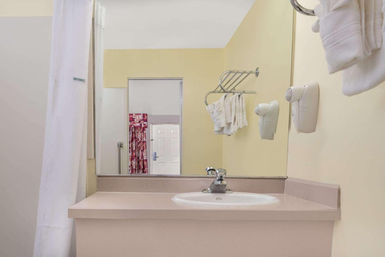 Photo - Travelodge by Wyndham Klamath Falls