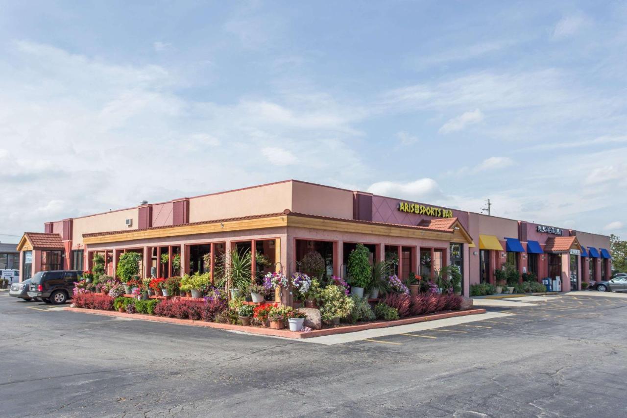 Photo - Days Inn by Wyndham West Allis/Milwaukee