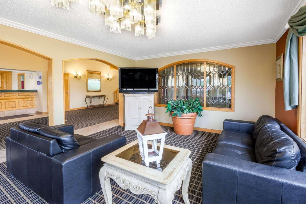 Foto - Days Inn & Suites by Wyndham Kalamazoo