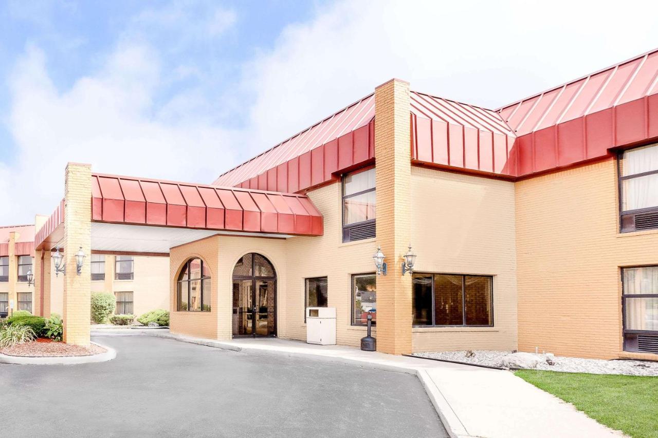 Foto - Days Inn & Suites by Wyndham Kalamazoo