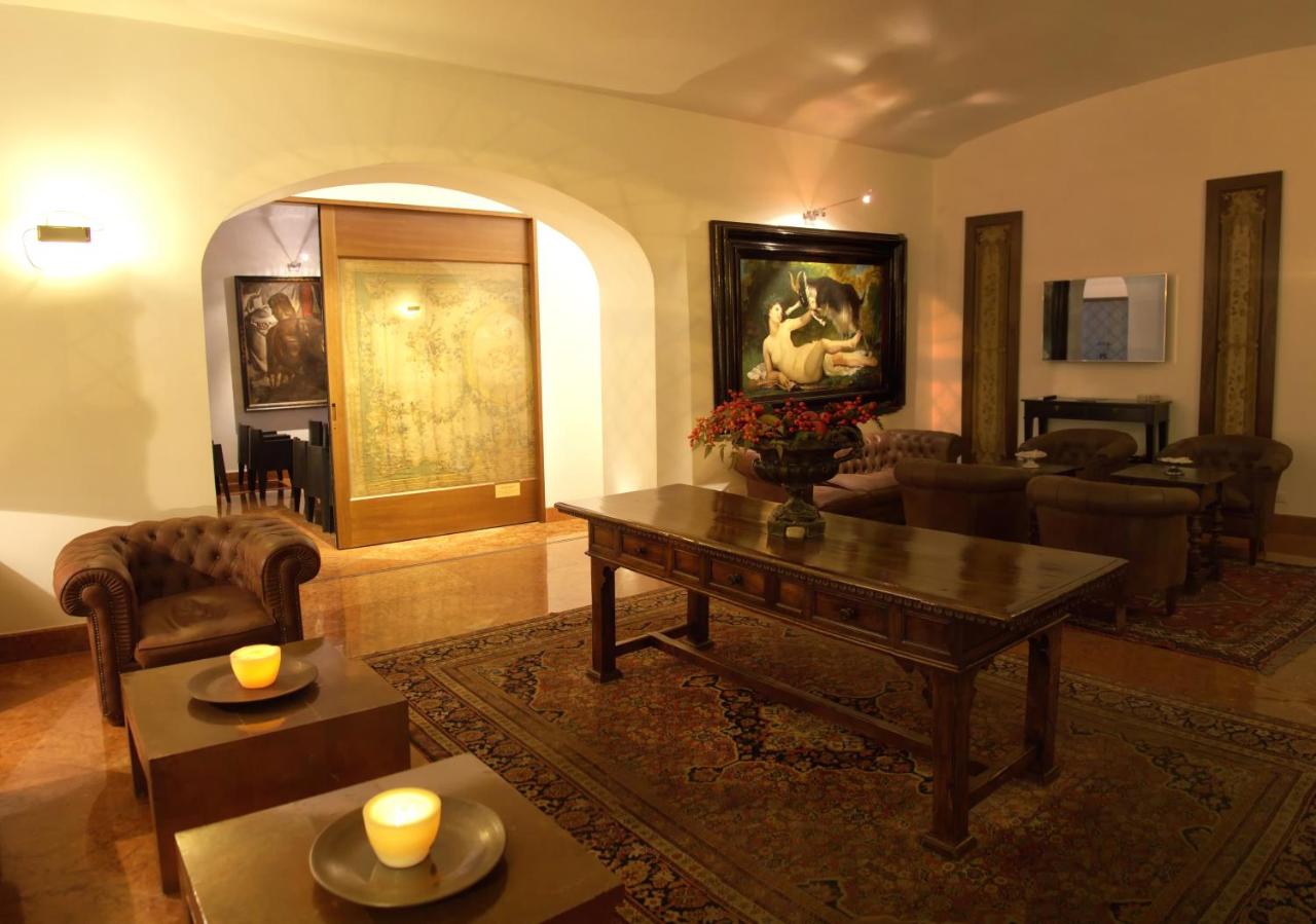 Palazzo Brunaccini Boutique Hotel photo 4