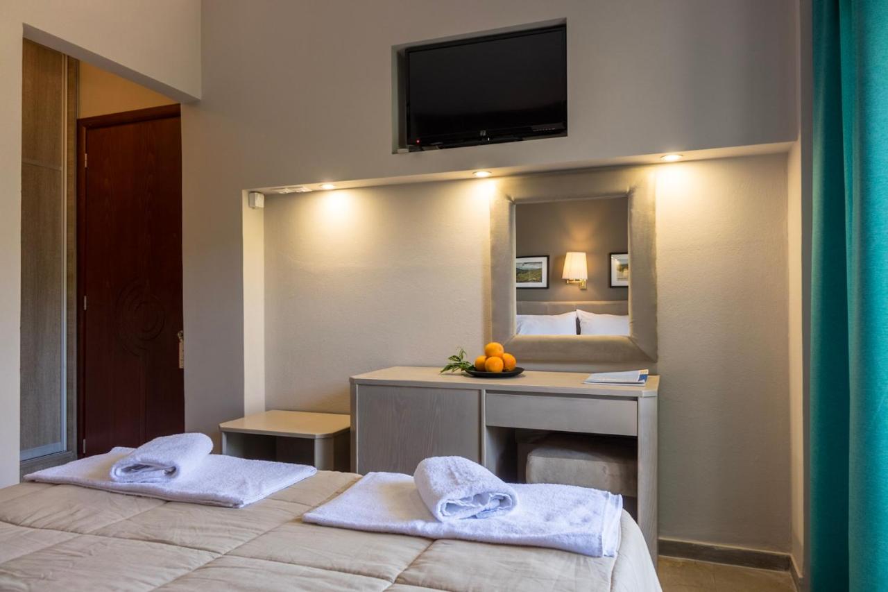 Apollon Hotel photo 2