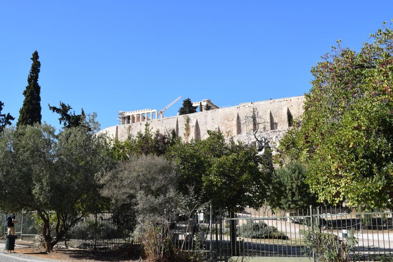 Absolute Athens III photo 2