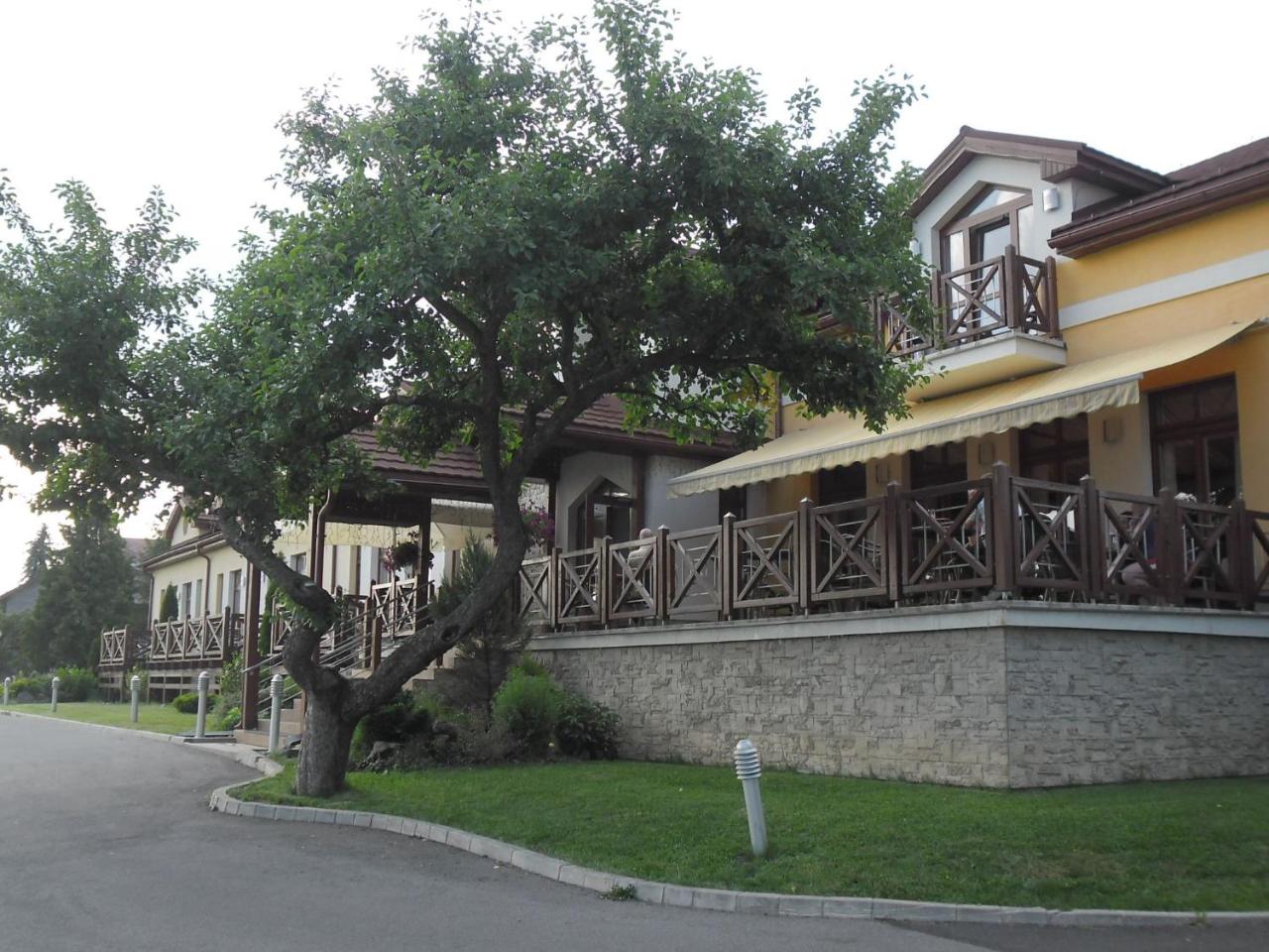 RED DEER Hotel photo 3