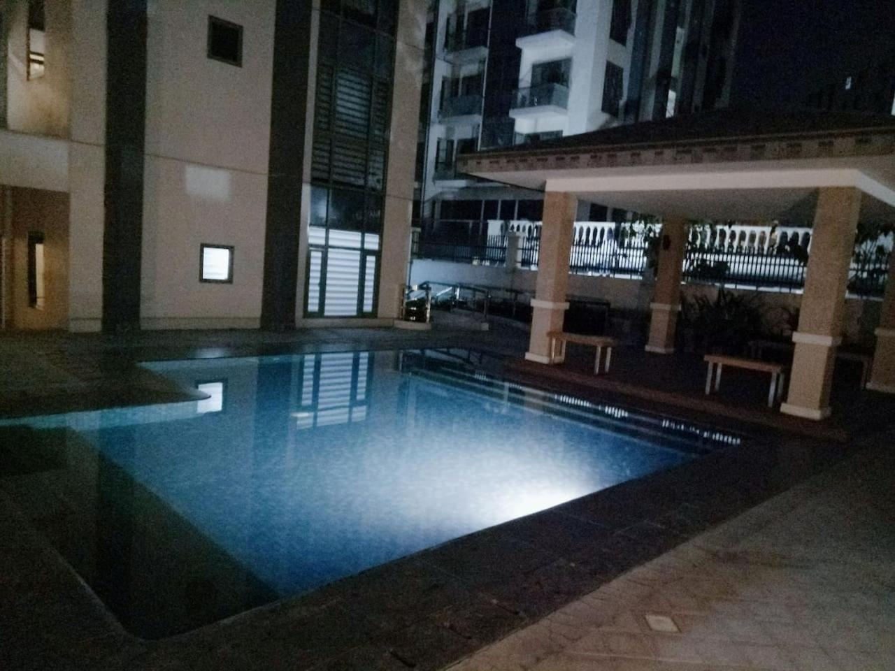 NEW CONDO UNIT@PALMTREE VILLAS NEAR NAIA3