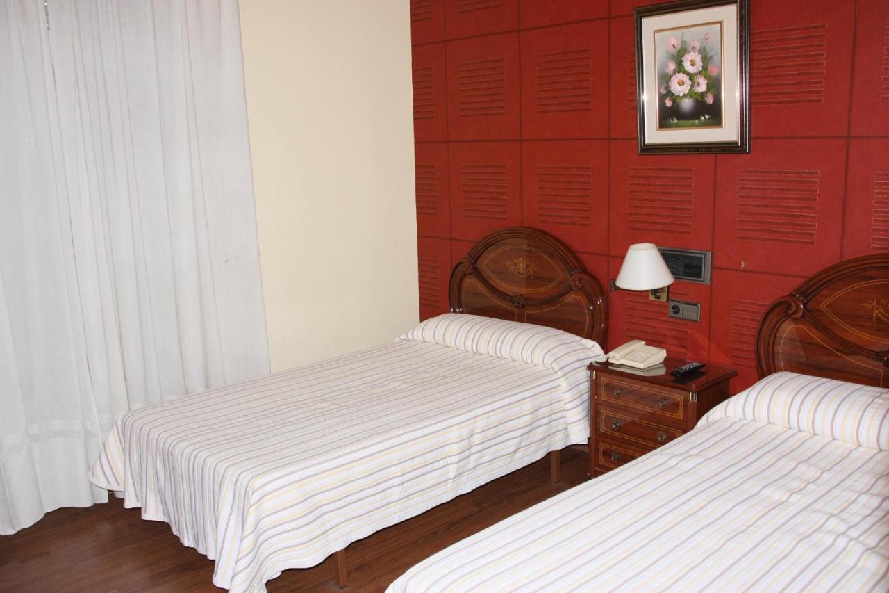 Hotel Frijon photo 2