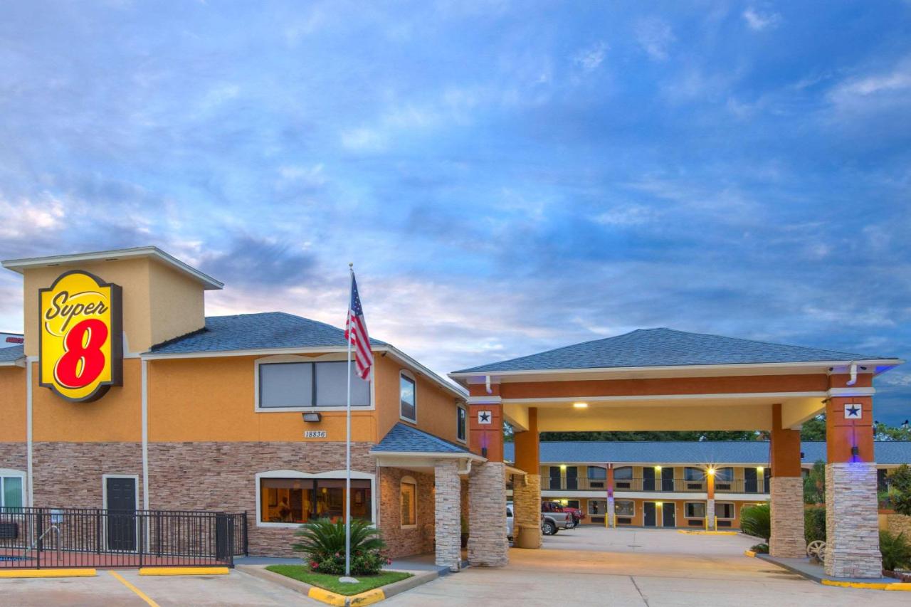 Photo - Super 8 By Wyndham Houston/willowbrook Hwy 249
