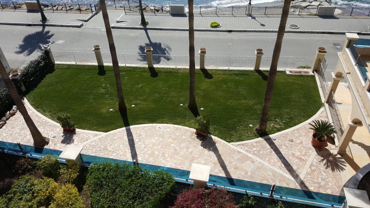 Gardenia Hotel photo 2