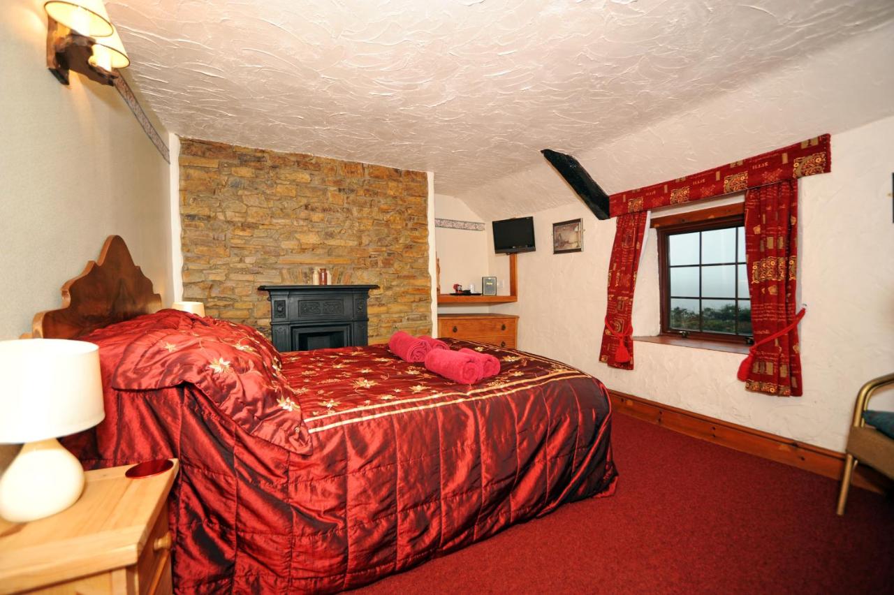 The West Country Inn photo 2