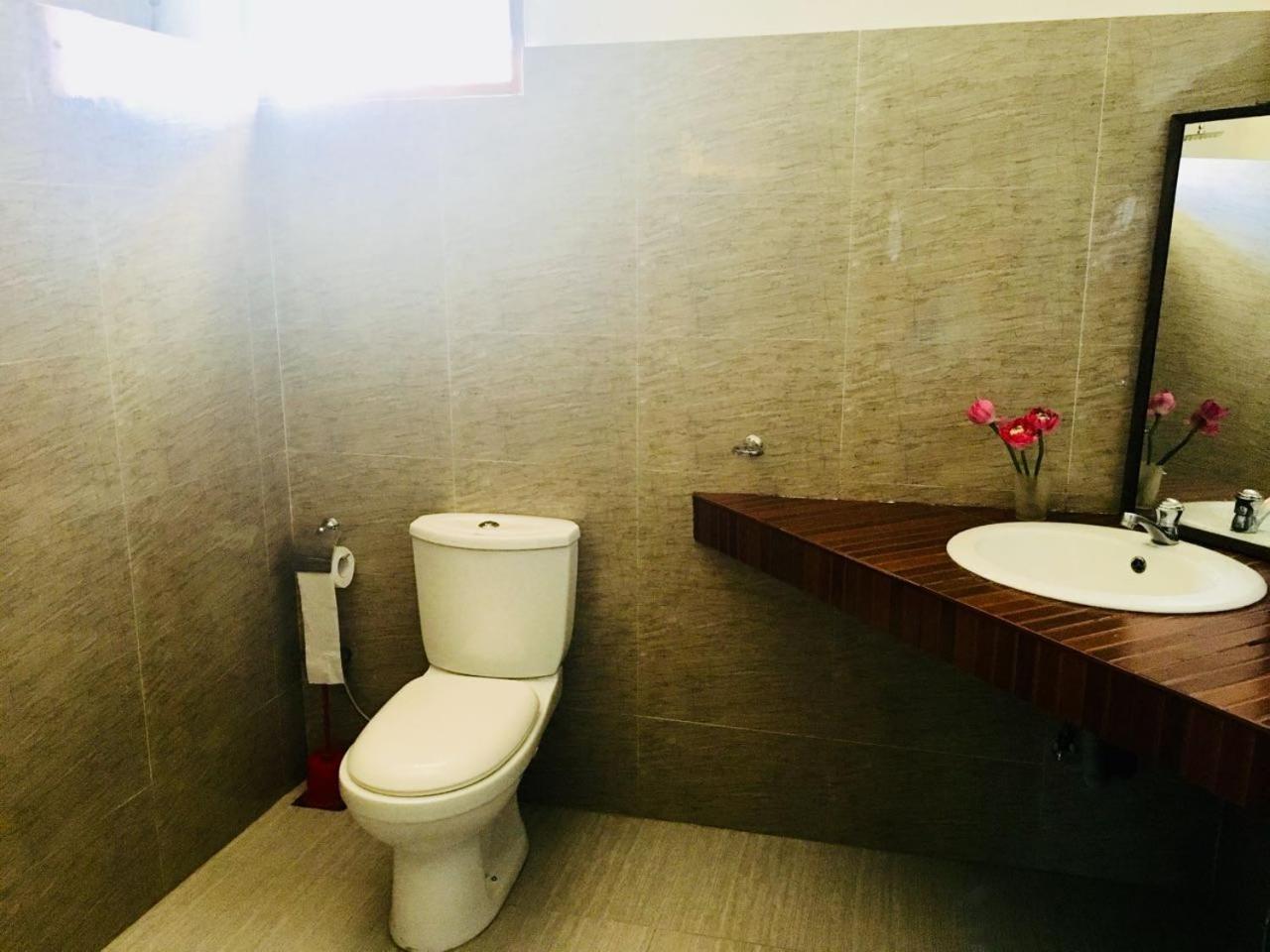 Little Sunshine Guest House & Restaurant photo 2
