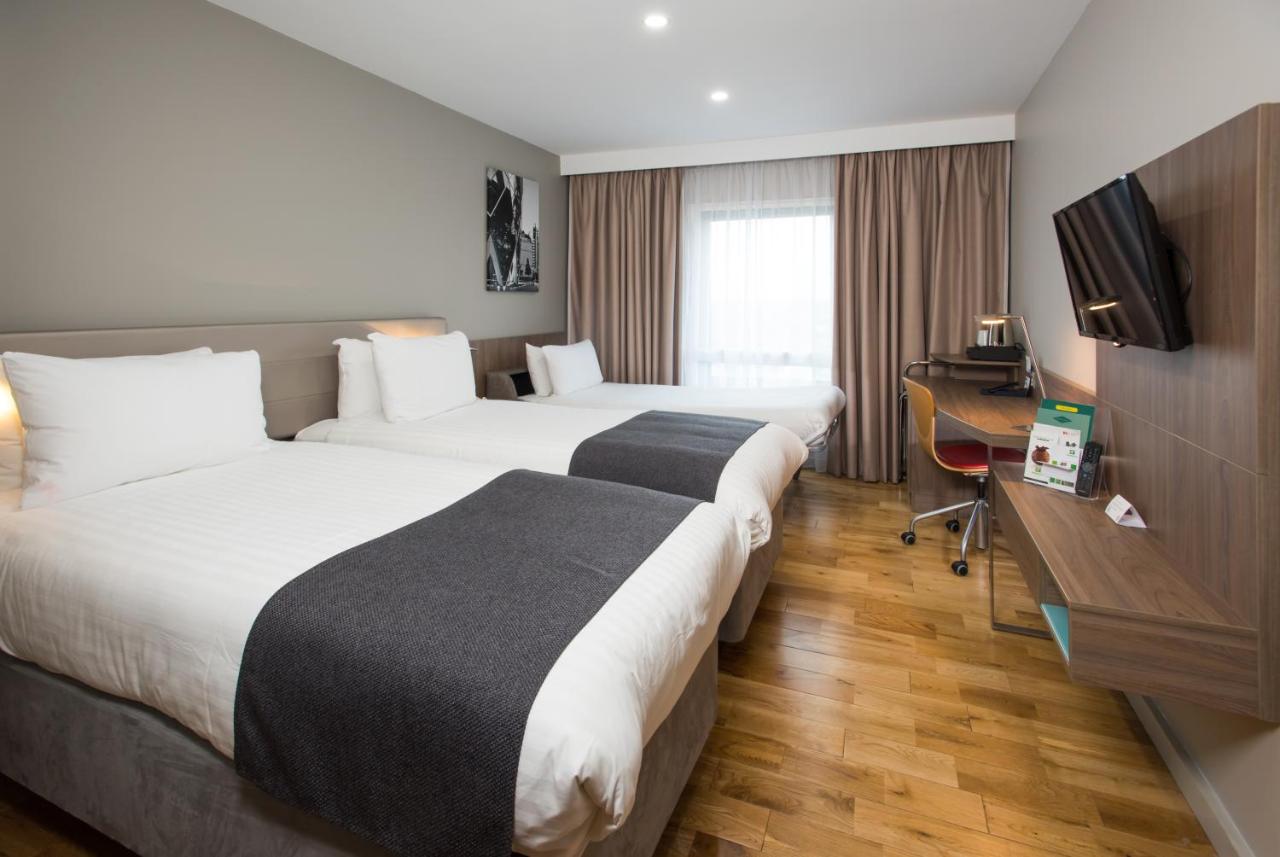 Holiday Inn London West by IHG - 4