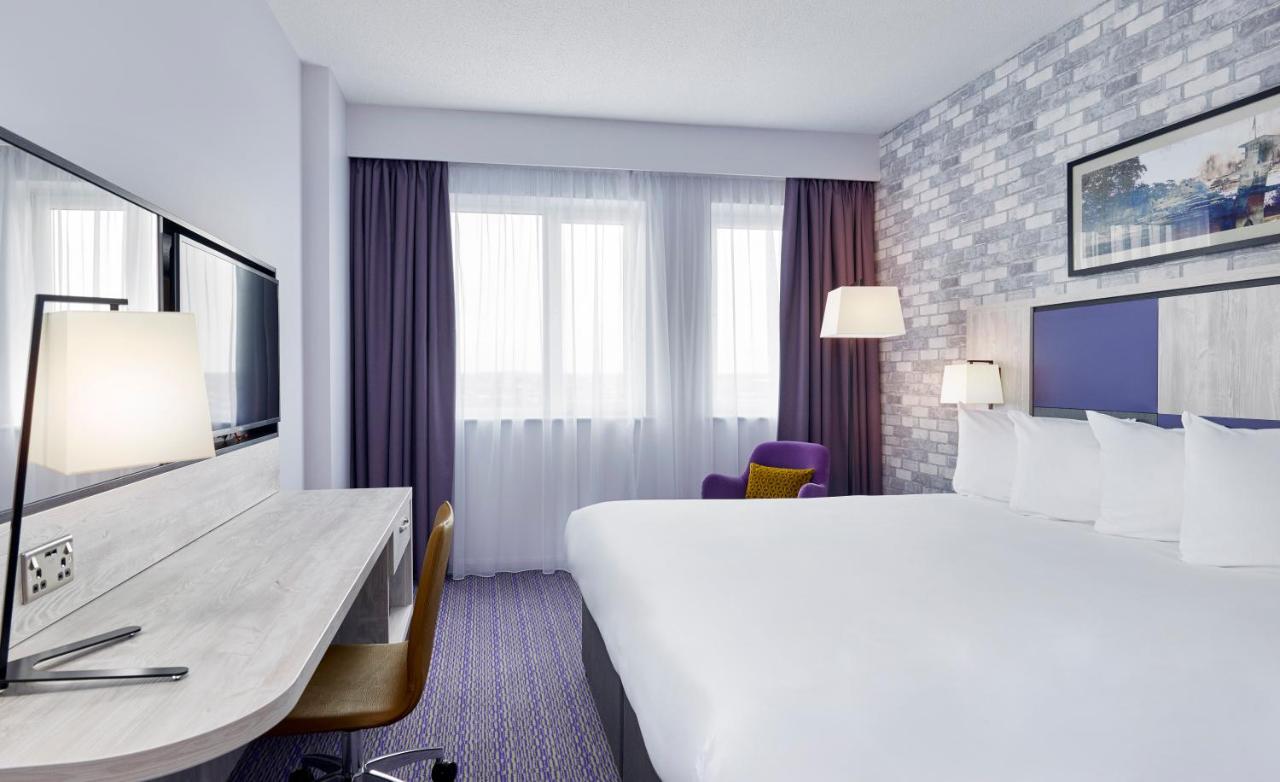 Photo - Leonardo Hotel Swindon