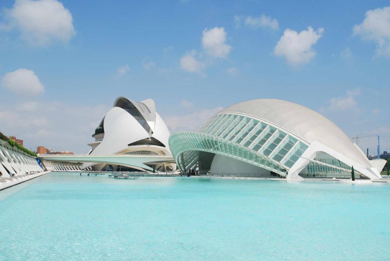 Opera House Valencia B&B