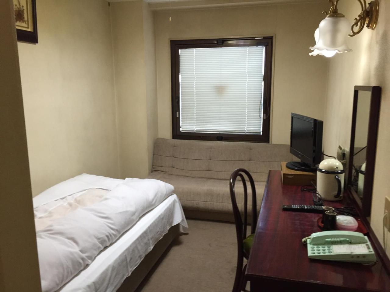 Aoi Business Hotel photo 3