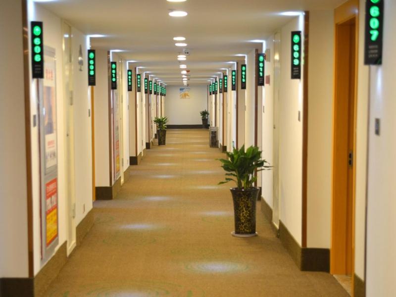 GreenTree Inn Suzhou Changshu Huanghe Road Linli Centre Express Hotel