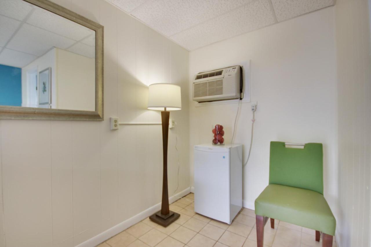 White Marlin Inn (Formerly Sun Tan Motel) photo 4