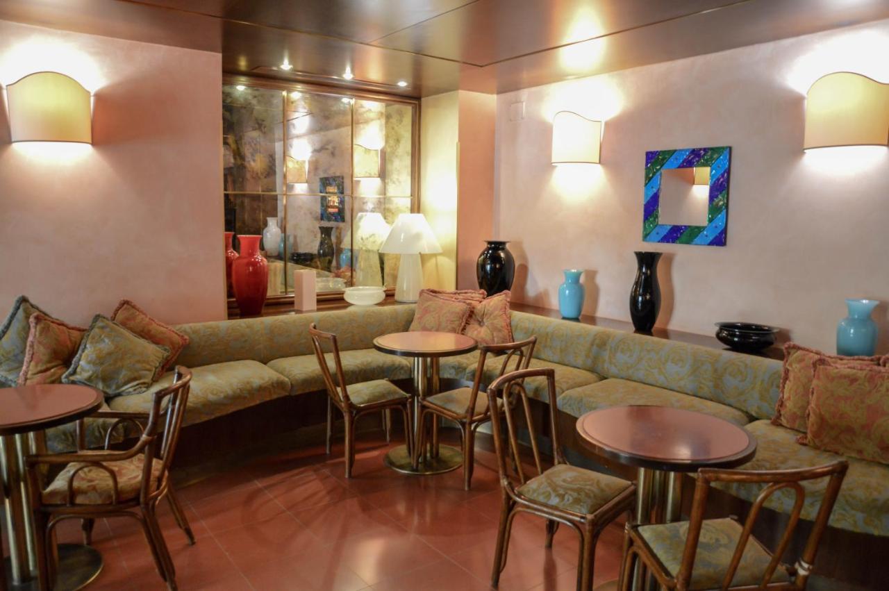 Hotel Le Boulevard - 4