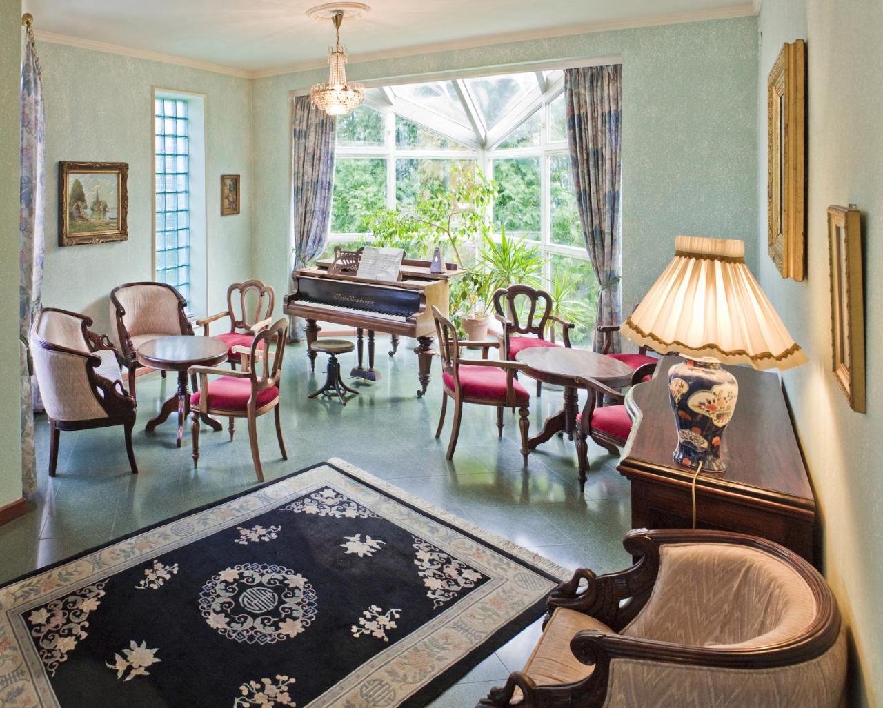 Nr 100 Szentendre Hotel Panzio szolgáltatások