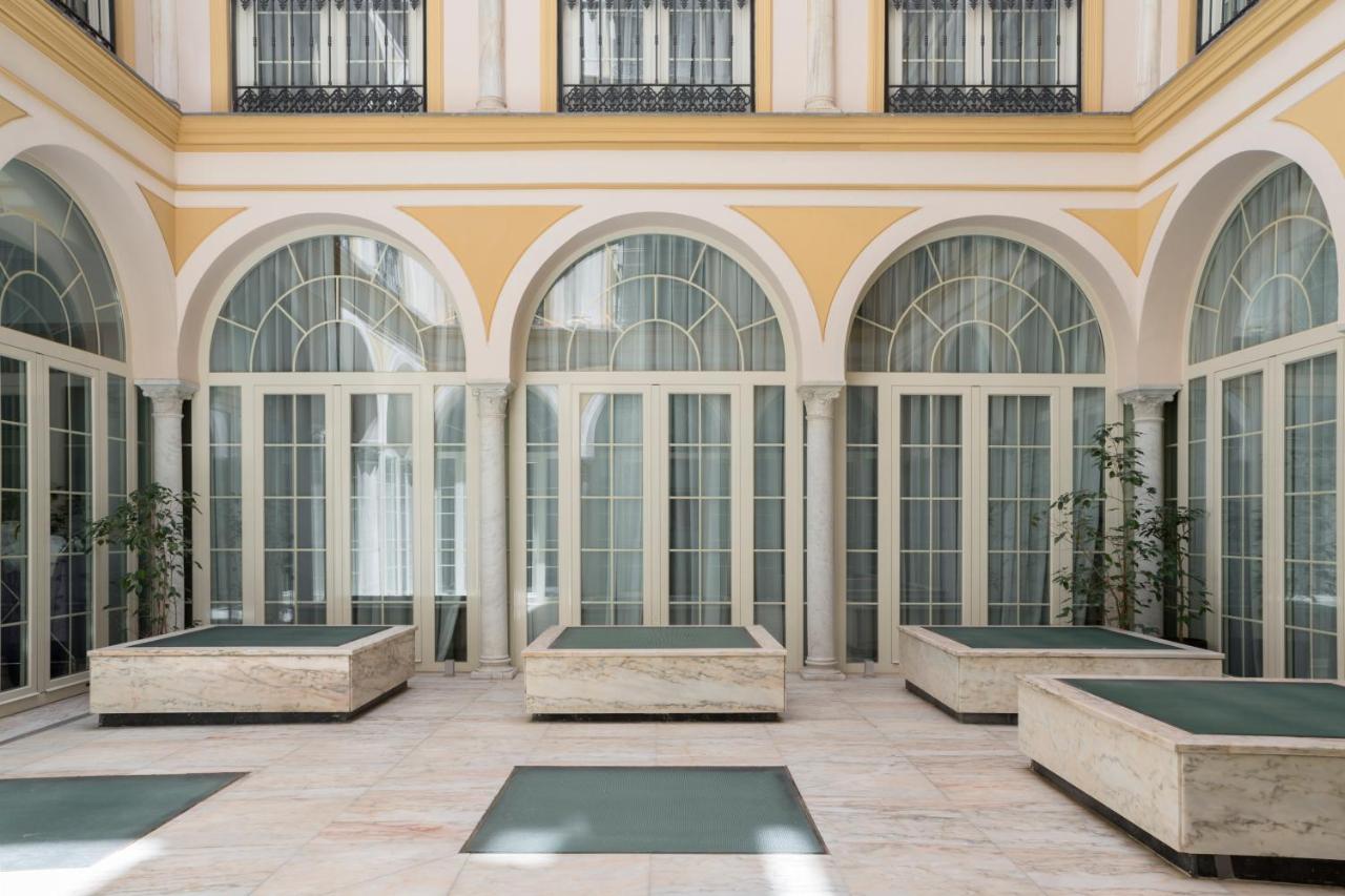 Petit Palace Plaza Malaga photo 2