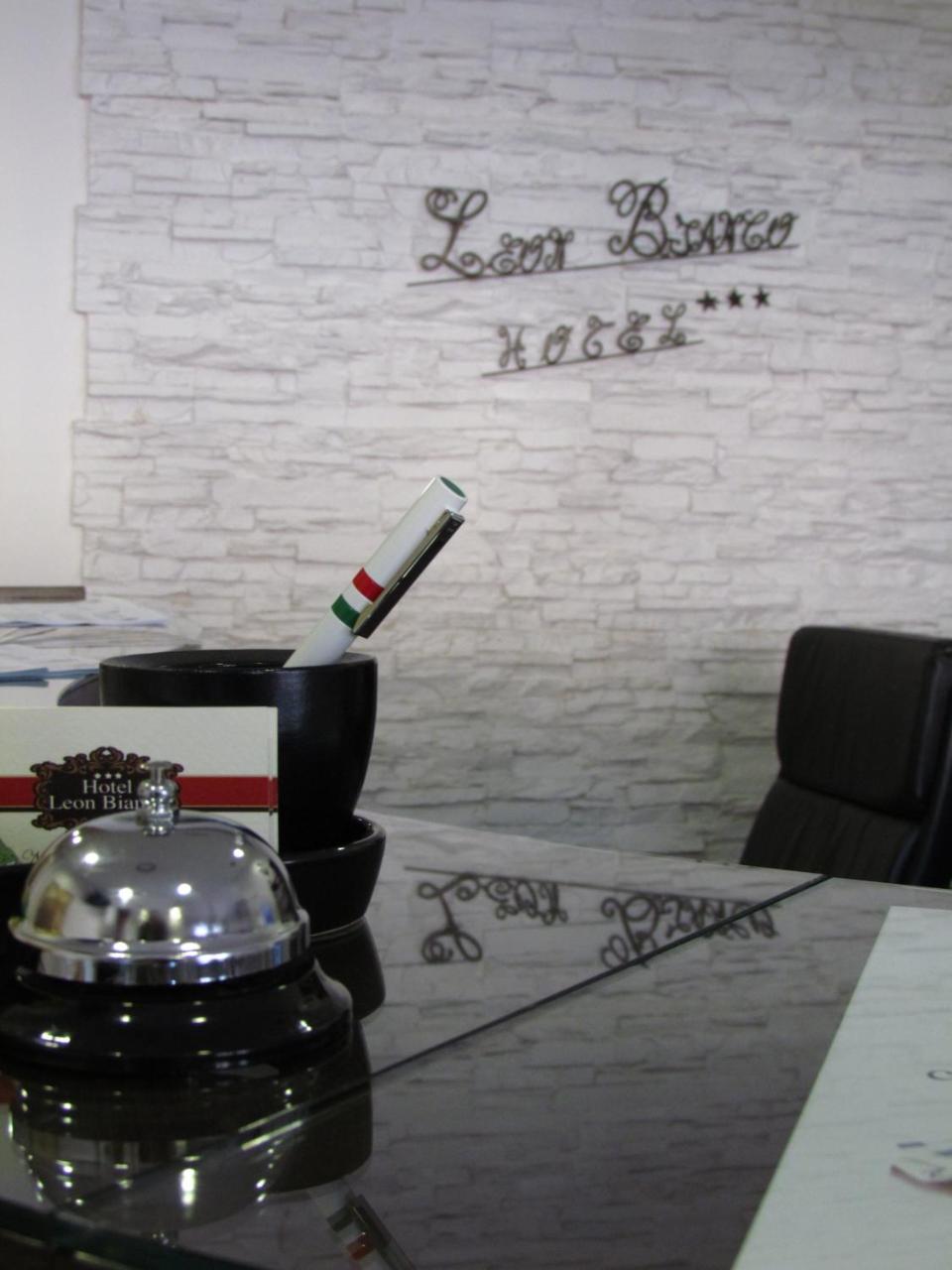 Hotel Leon Bianco photo 2
