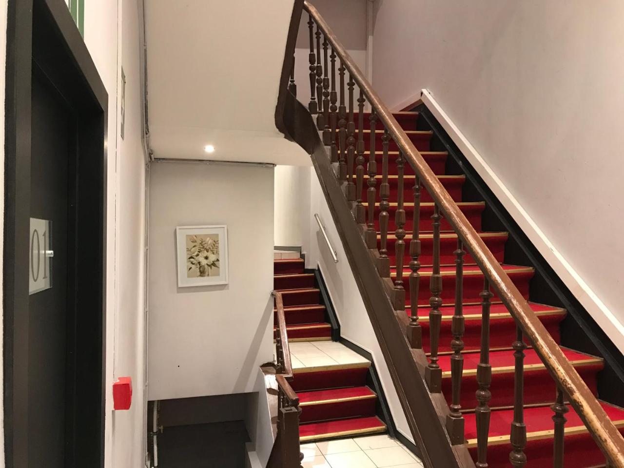Royal Hotel