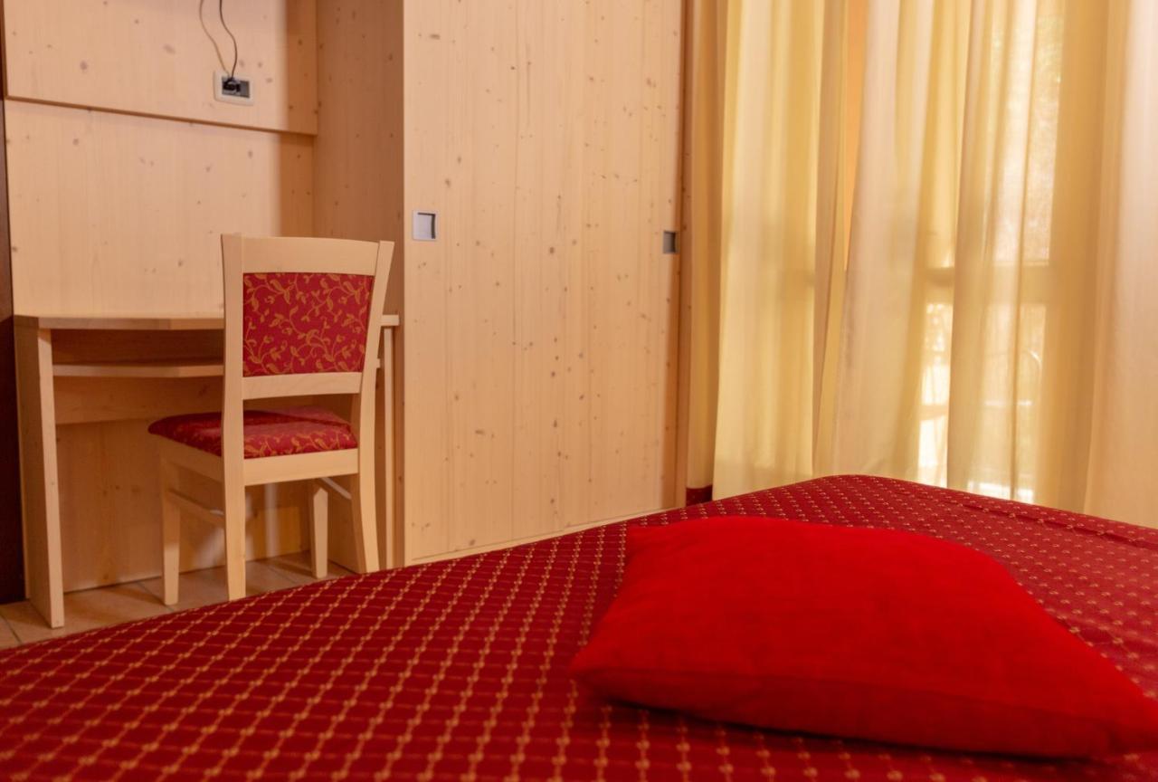 Hotel Residence Sirenella photo 4