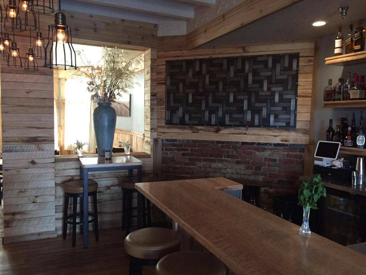 Roam Inn - 2