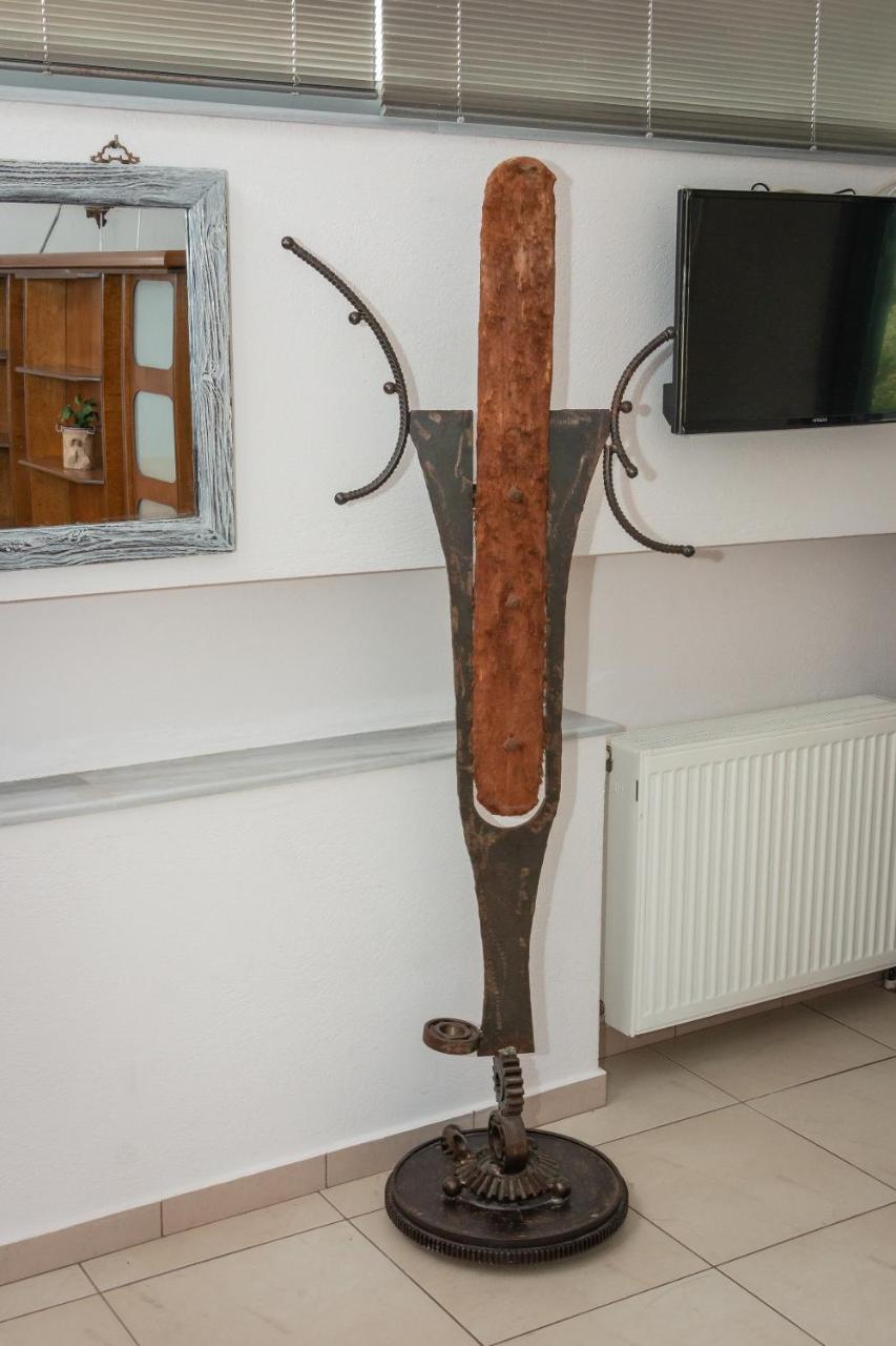 Ta Spitakia Tsarbopoulos - 6