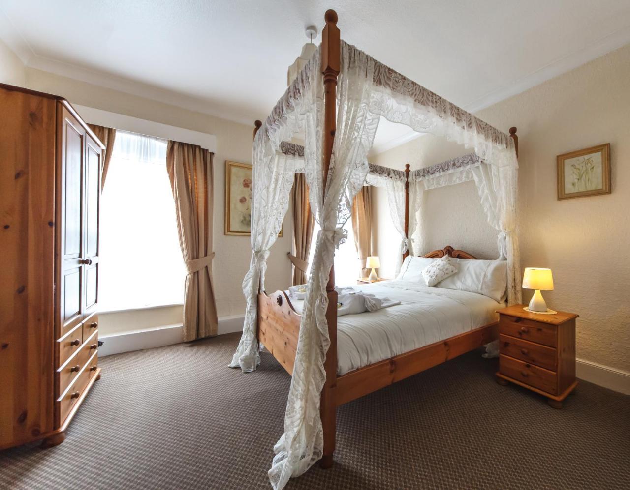 Bacchus Hotel photo 3