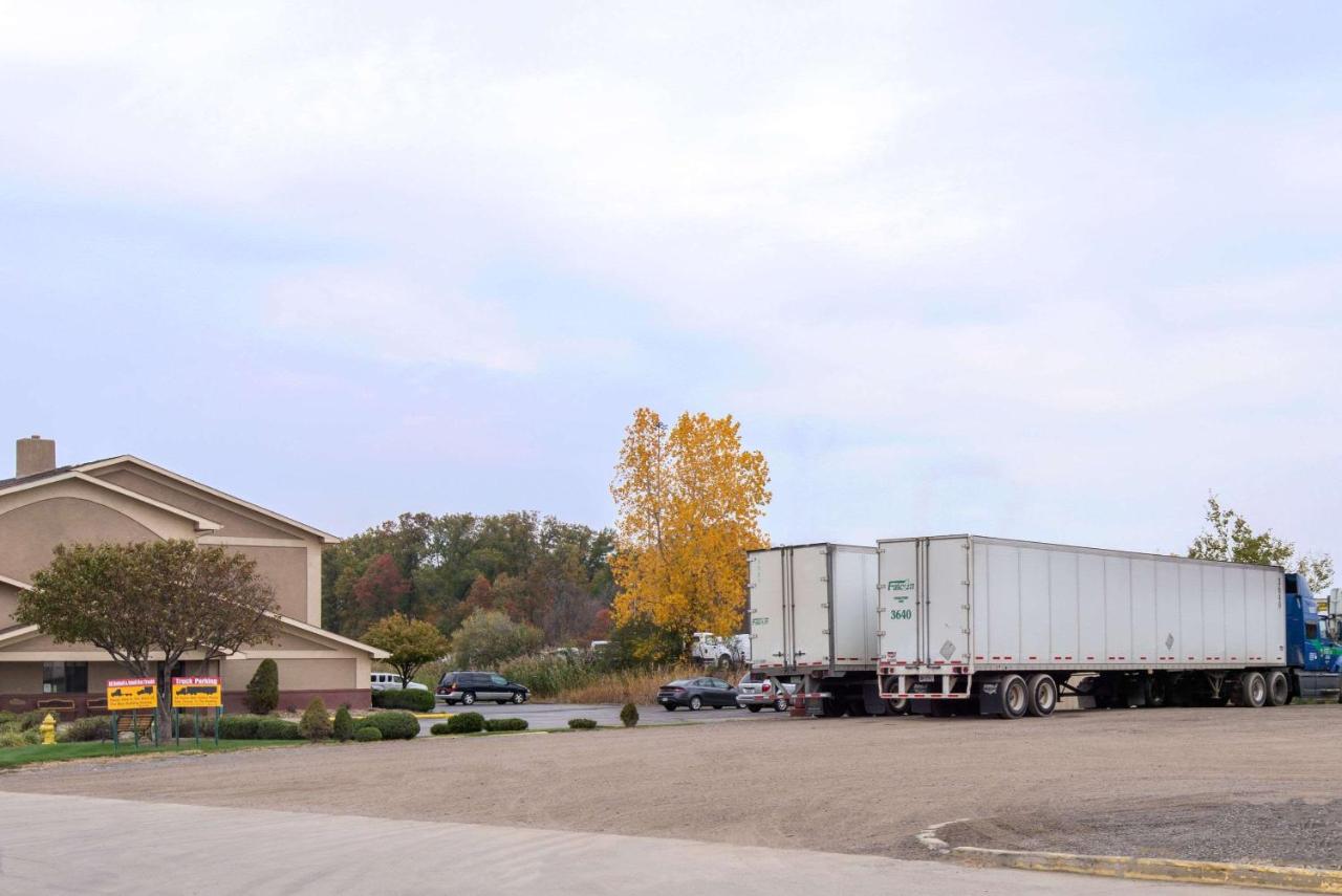 Foto - Super 8 by Wyndham Youngstown/Austintown