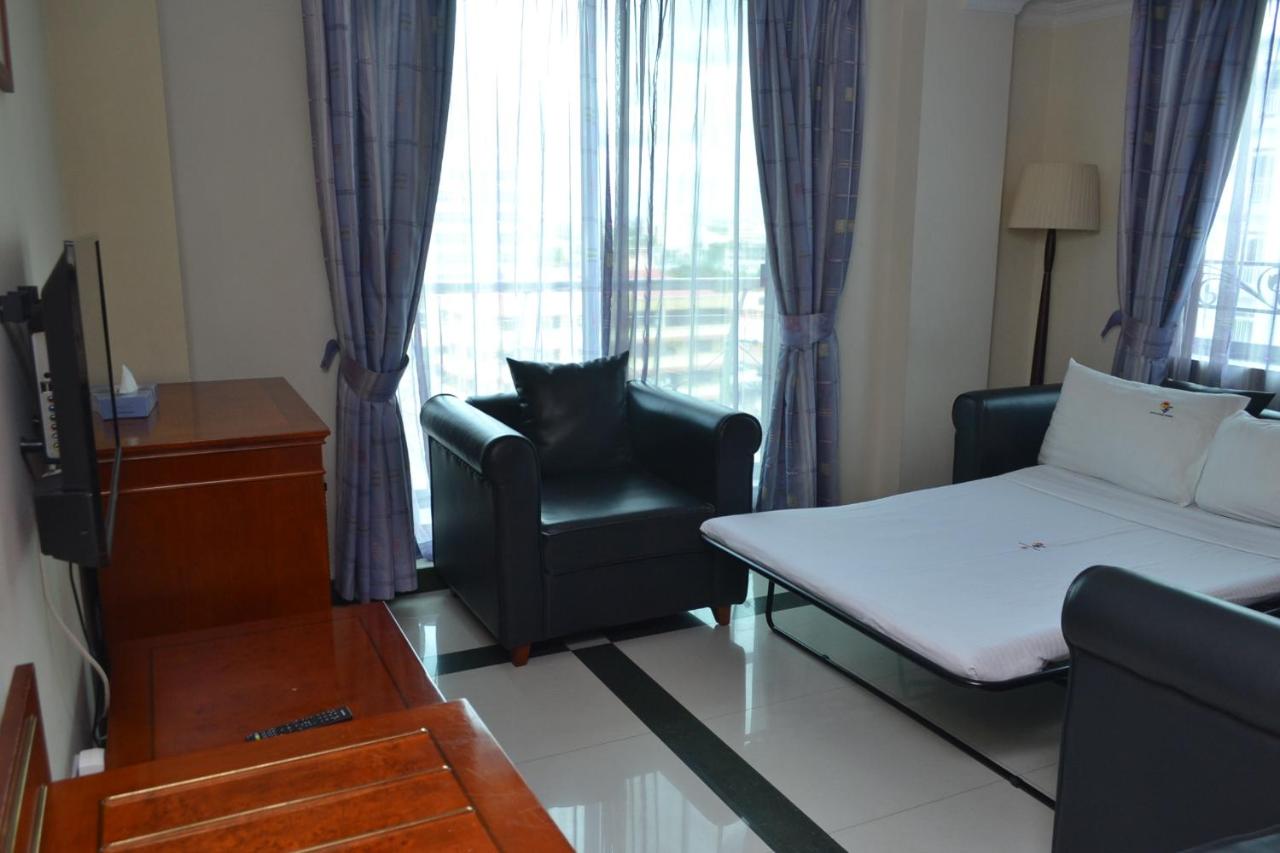 Hotel Nikko Towers photo 2
