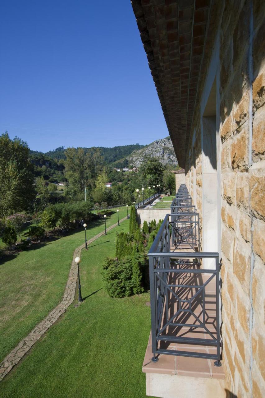 Parador de Cangas de Onis photo 4
