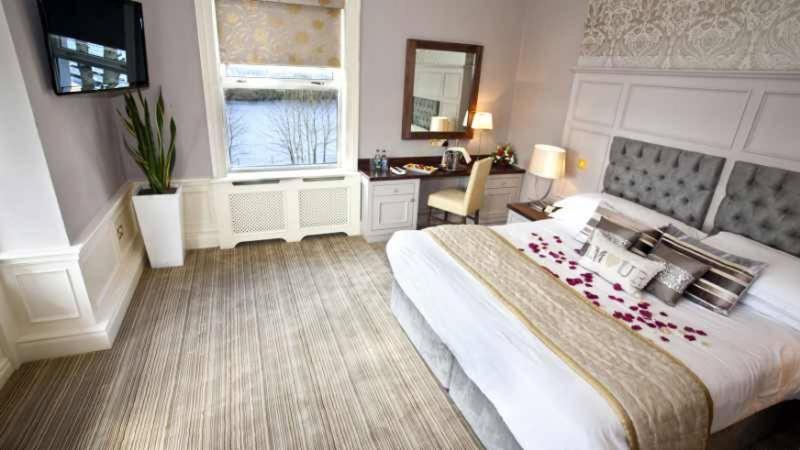 The Lakeside Hotel & Leisure Centre - 6