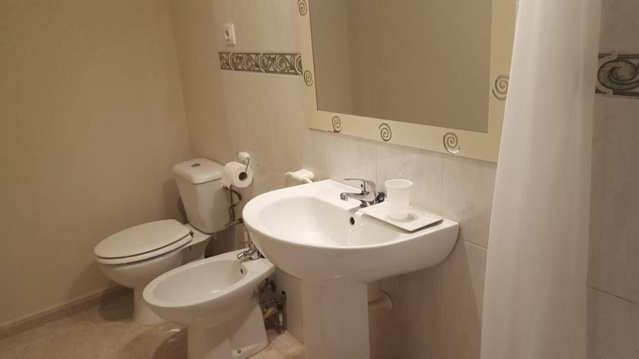 Hostal Castellverd photo 2