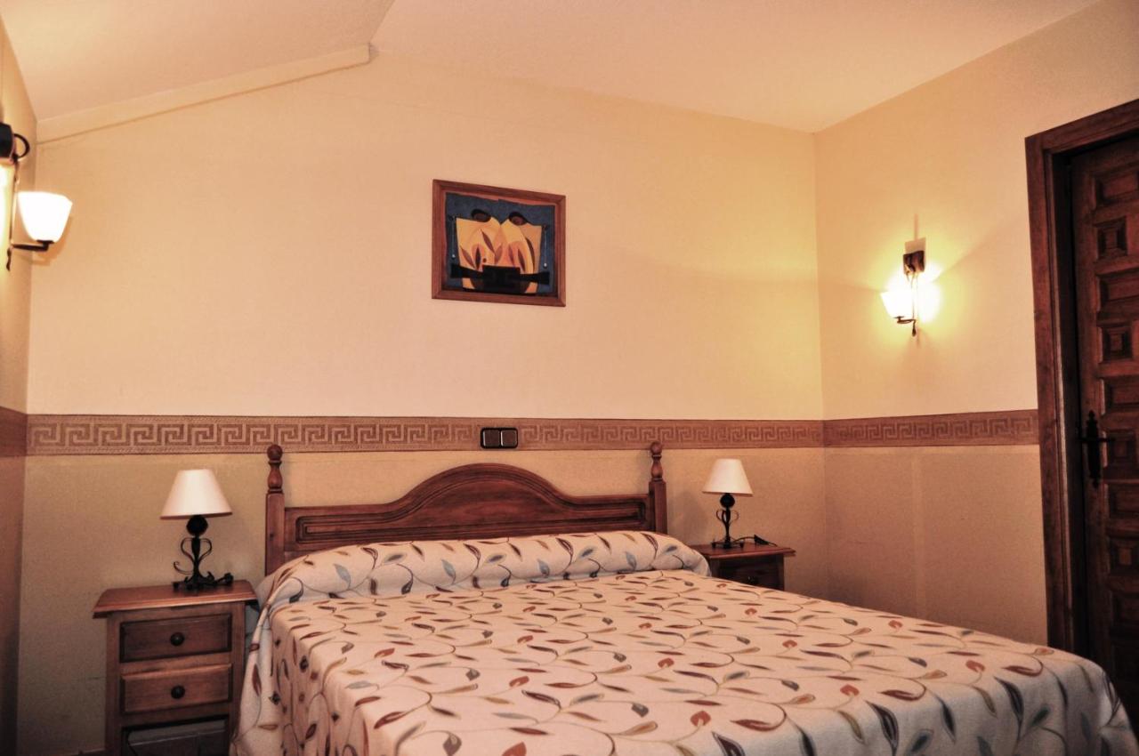 La Fuensanta Hostal-Rural photo 2