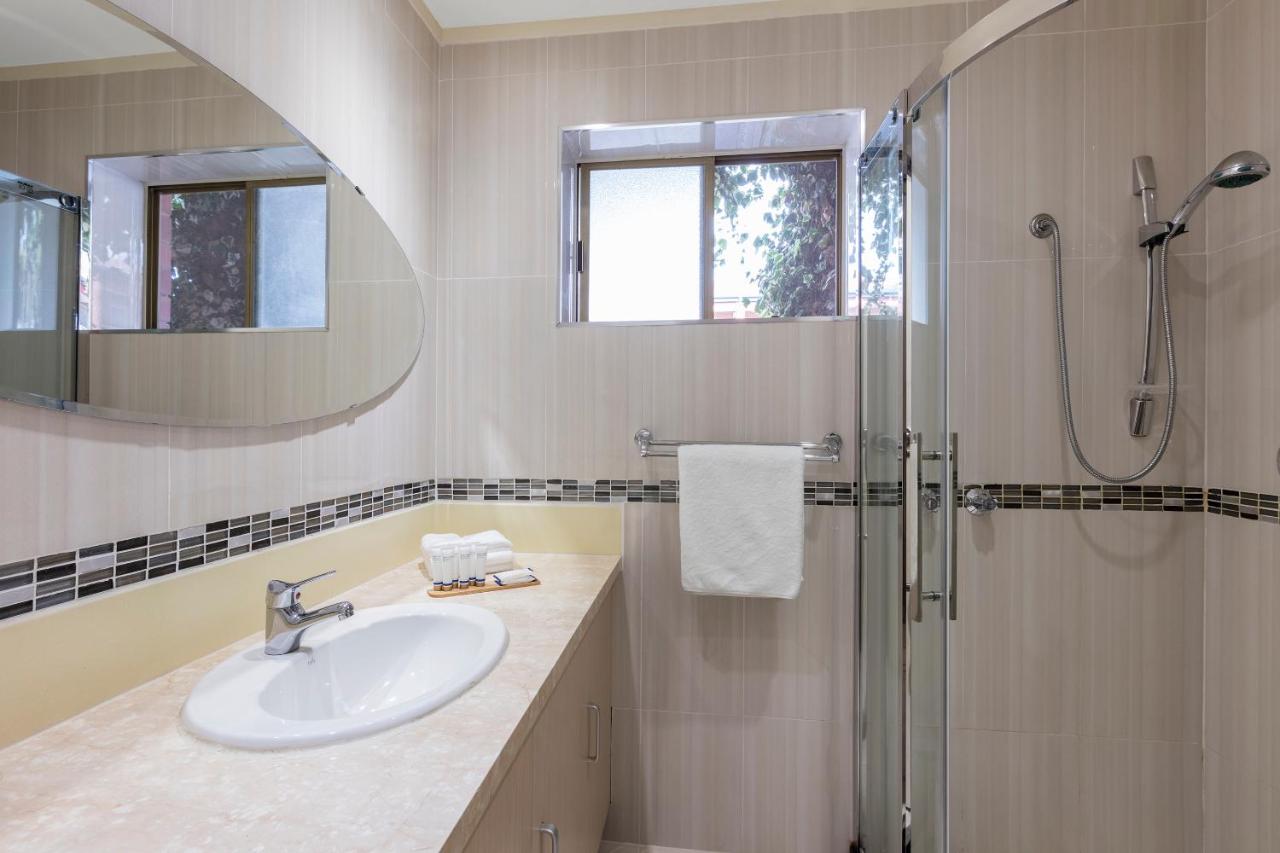 Comfort Inn Burnside photo 2