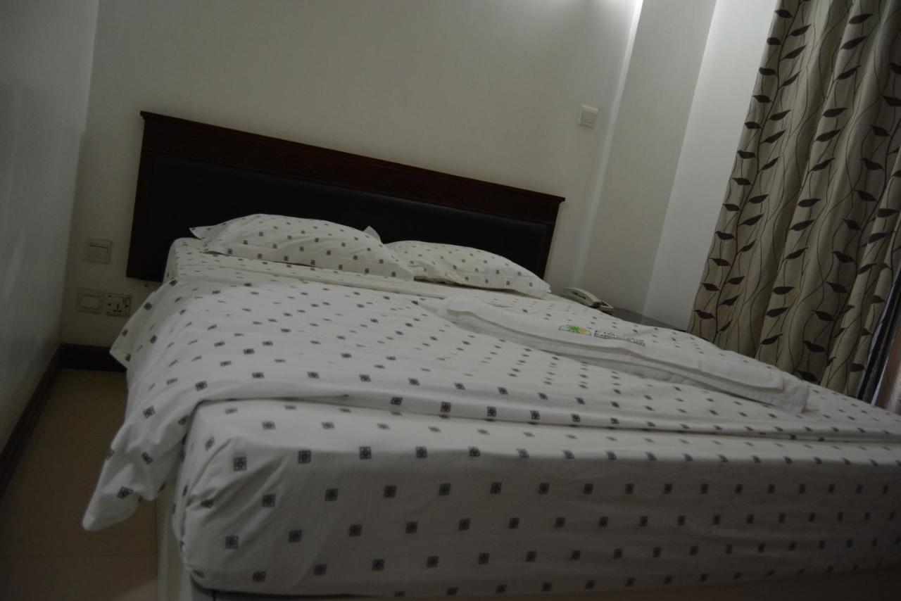 Foto - Florida Executive Inn