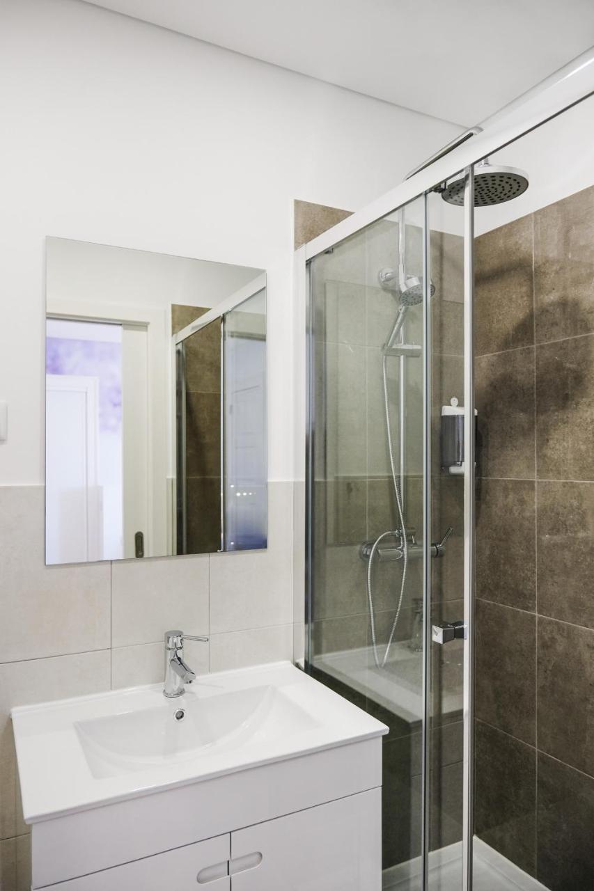 4U Lisbon Airport Suites photo 2