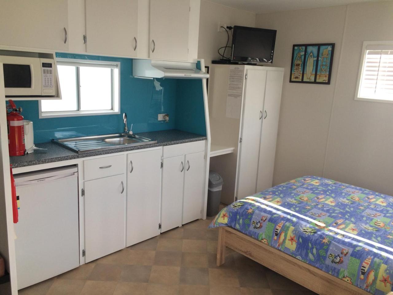 Riviera Caravan Park photo 4