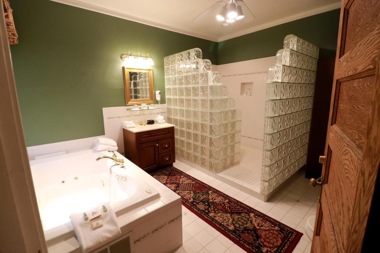 Inn at 835 Boutique Hotel photo 2