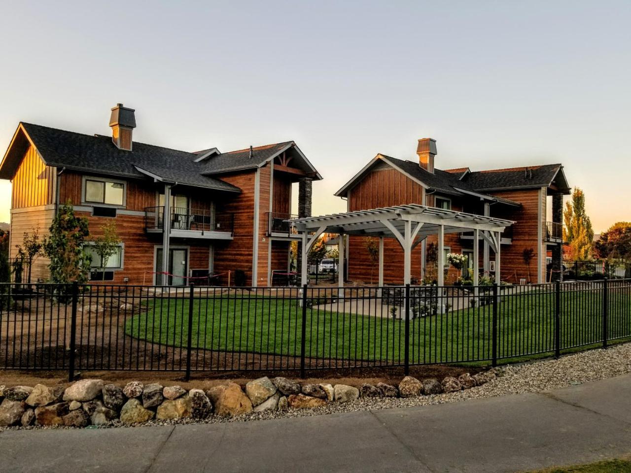 Resort at Eagle Point Golf Club Lodging - 2
