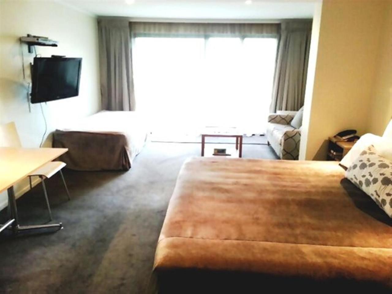 Marineland Beachfront Accommodation photo 3