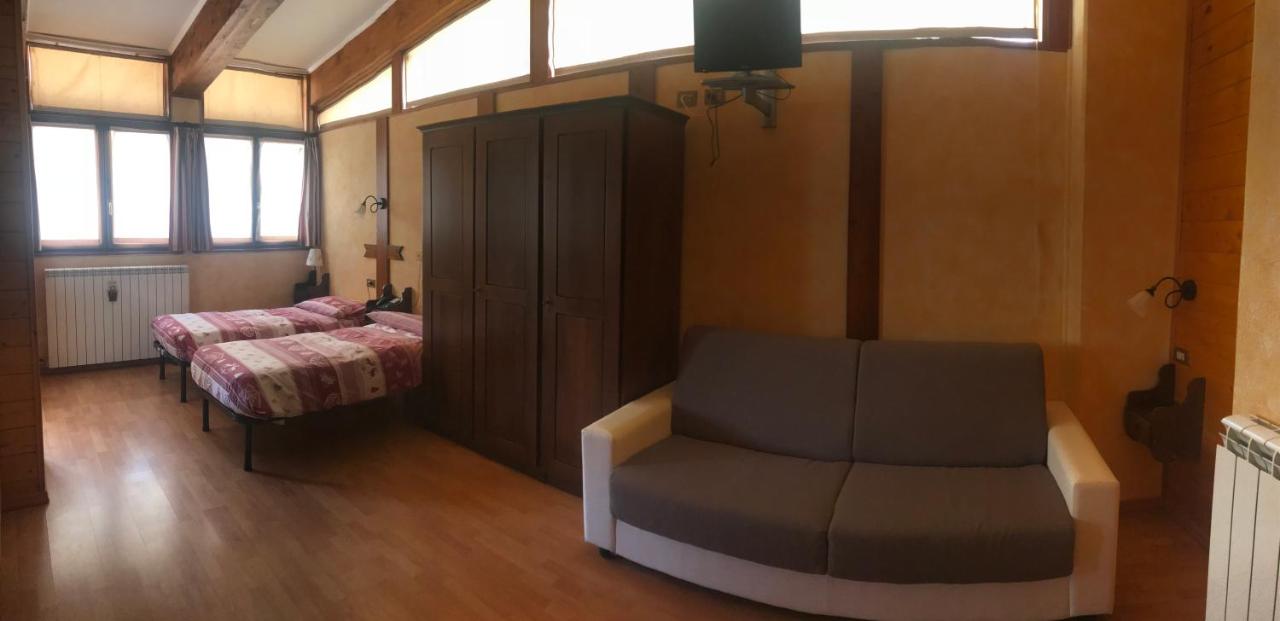 Hotel La Pigna photo 2