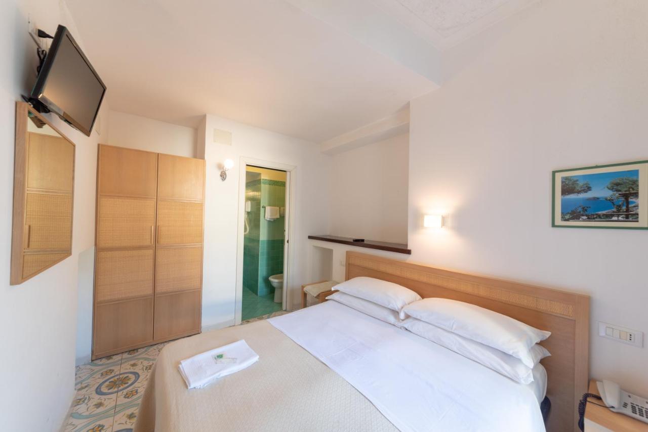 Hotel Europa photo 2