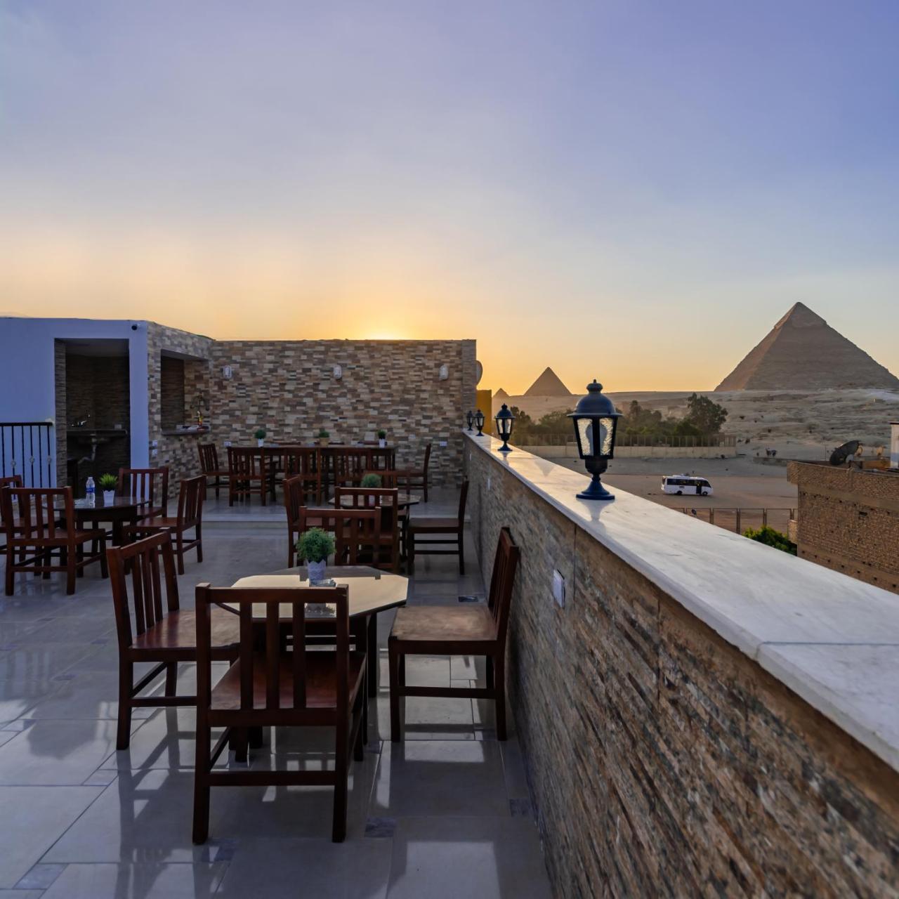 Foto - Pyramids Village Inn